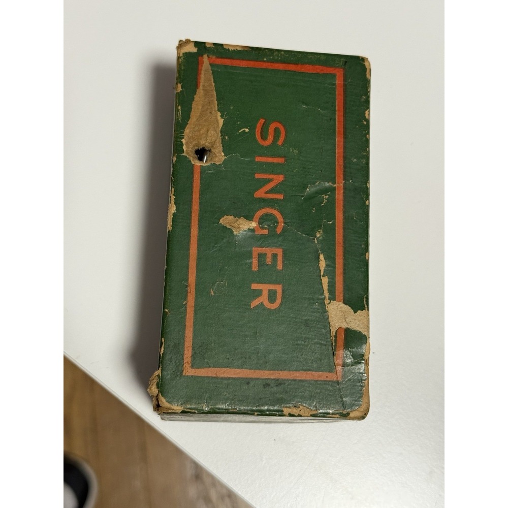 Singer Sewing Machine‎ Attachments - Picture 9 of 10